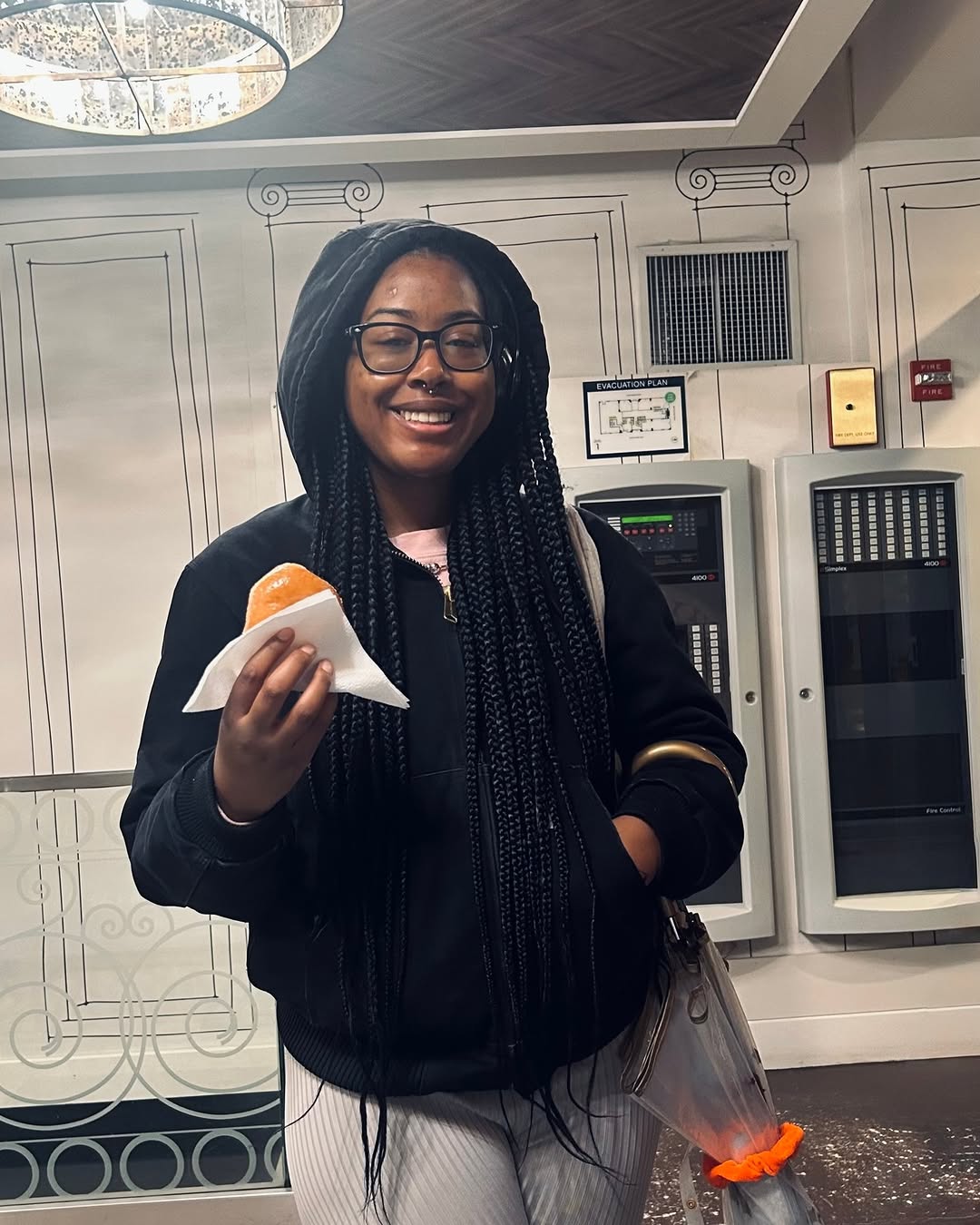 Thanks to everyone who stopped by the lobby for Donut For Your Thoughts 🍩💭 We appreciate all the feedback and loved hearing from our residents!