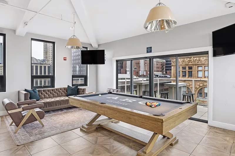 Club & Gameroom